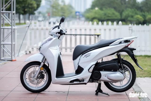 Người buôn đấu giá Honda SH300i với giá 280 triệu đồng, gần gấp đôi so với phiên bản 350 phân khối - Ảnh 9.