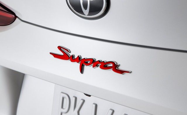 Toyota GR Supra chính thức trở nên giống với đàn em Vios vì... đã được trang bị bản số sàn - Ảnh 7.