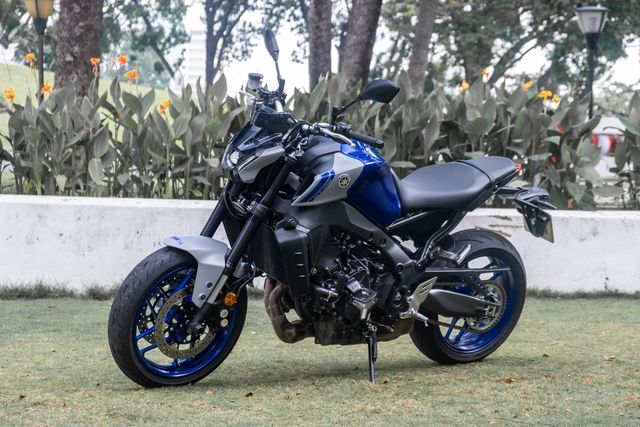 Trải nghiệm Yamaha MT-09 giá 345 triệu đồng: Kiểu dáng độc đáo, lái mượt mà, trang bị tiện ích - Ảnh 1