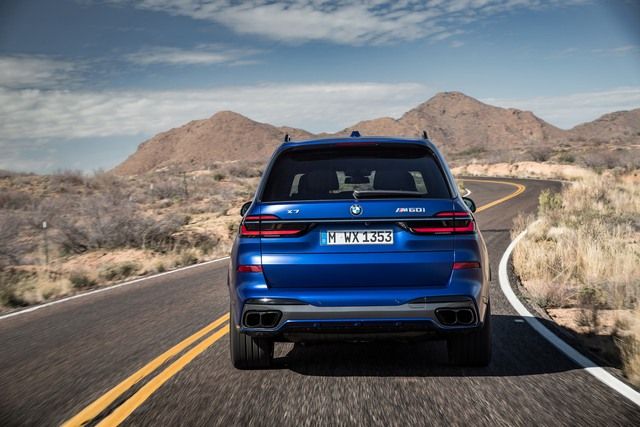 BMW X7 2023 ra mắt: Sau lưới tản nhiệt 'khổng lồ' là cụm đèn gây tranh cãi, màn hình cong siêu lớn và bỏ cần số truyền thống - Ảnh 4.