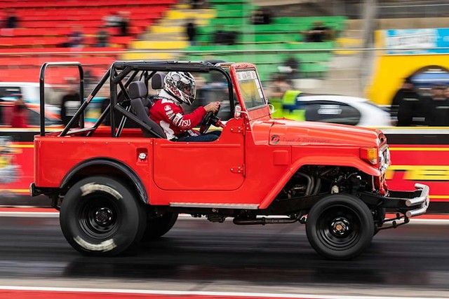 5 phiên bản tùy chỉnh của Toyota Land Cruiser khó nhận ra nhất: Tạo ra từ việc sáp nhập nhiều chiếc xe khác nhau - Ảnh 3.
