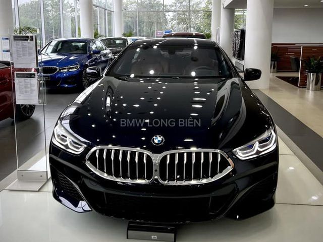 Thay vì quan tâm đến VinFast Lux, người sáng lập Rolls-Royce một thời lại thể hiện sự quan tâm đặc biệt đến BMW 840i Gran Coupe, một mẫu xe có giá gần 7 tỷ đồng mới nhập về Việt Nam - Hình 1.