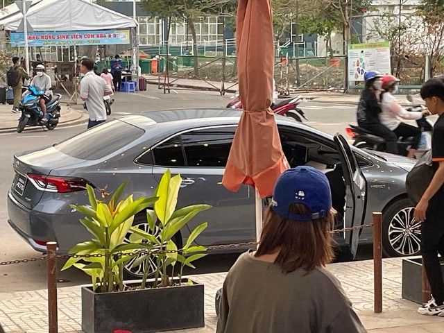 Hình ảnh rò rỉ cho thấy sự trang bị độc đáo lần đầu xuất hiện trên Toyota Corolla Altis 2022 sắp bán tại Việt Nam, cạnh tranh vị trí hàng đầu về công nghệ với Mazda3 - Ảnh 5.
