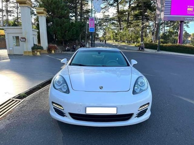 12 năm trước, Porsche Panamera giảm giá xuống cùng mức với Toyota Camry - Ảnh 4.