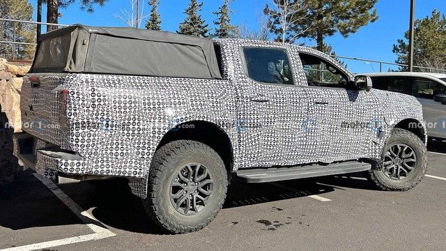Nội thất của Ford Ranger Raptor mới xuất hiện lần đầu tiên: Cảm giác thể thao và đầy công nghệ - Hình ảnh 4.