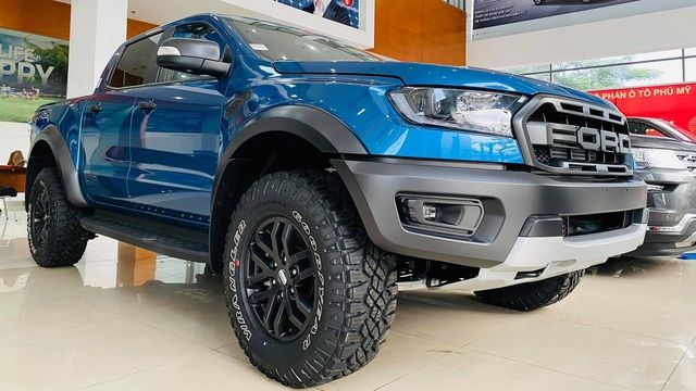 Ford Ranger Raptor đổi mới đột phá tại Việt Nam, cộng đồng mạng bàn tán về mức giá chênh lệch 60 triệu và ưu điểm sử dụng dài hạn - Ảnh 1.