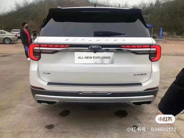 Xuất hiện phiên bản nâng cấp Ford Explorer 2022: Màn hình khổng lồ thu hút sự chú ý - Ảnh 2