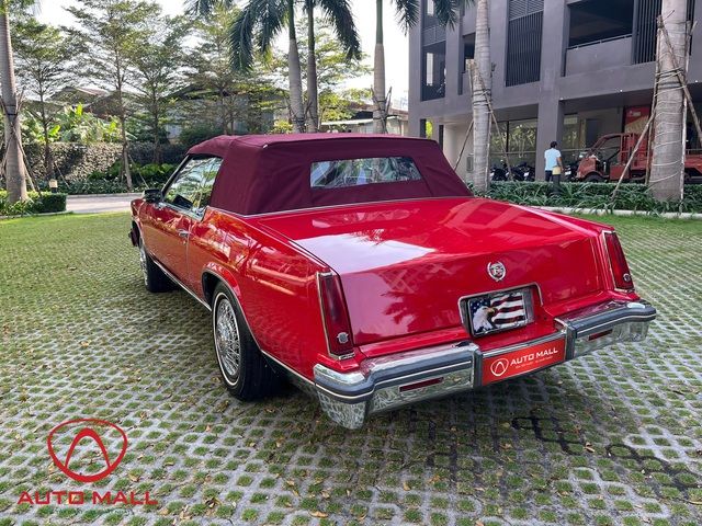 Sau gần bốn thập kỷ, chiếc xe cổ Cadillac De Ville Coupe năm 1985 vẫn có giá lên tới 2,5 tỷ đồng - Hình ảnh 4.