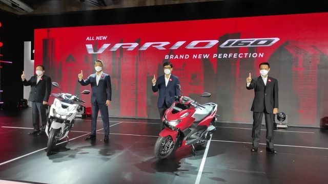 Giới thiệu Honda Vario 2022: Động cơ 160cc, tích hợp phanh ABS, xe dân dụ giá từ 40,7 triệu đồng - Ảnh 1.