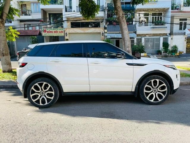 Sở hữu chiếc Range Rover Evoque với giá chỉ 1 tỷ đồng, nhưng điều đặc biệt thu hút sự chú ý của cộng đồng mạng là mức số kilomet đã đi của xe sau 10 năm sử dụng - Ảnh 5.