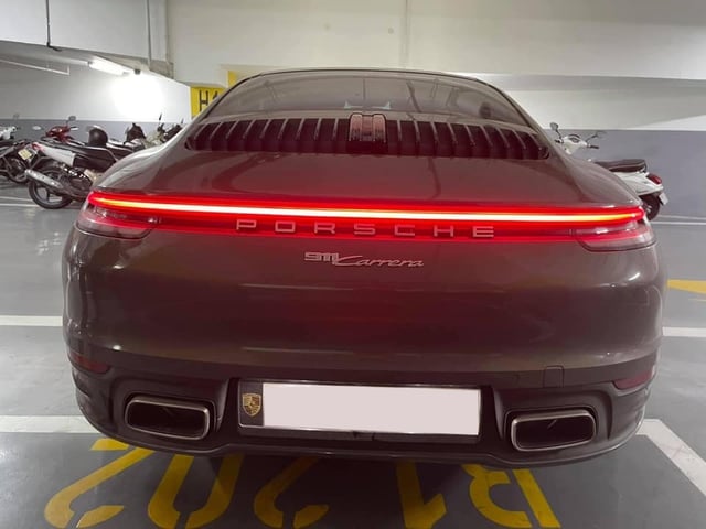 Trải nghiệm phong cách đại gia Việt: Điều khiển Porsche 911 qua 10.000km và bán lại với giá trên 8 tỷ đồng - Ảnh 2.