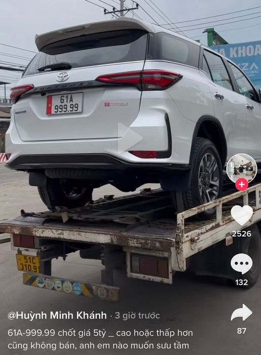 Muốn thêm 3 chiếc sau khi mua một chiếc, chủ sở hữu của Toyota Fortuner có biển số ngũ quý 9 muốn bán với giá 5 tỷ đồng, đủ tiền để mua một chiếc Land Cruiser 2022 mới - Ảnh 2.