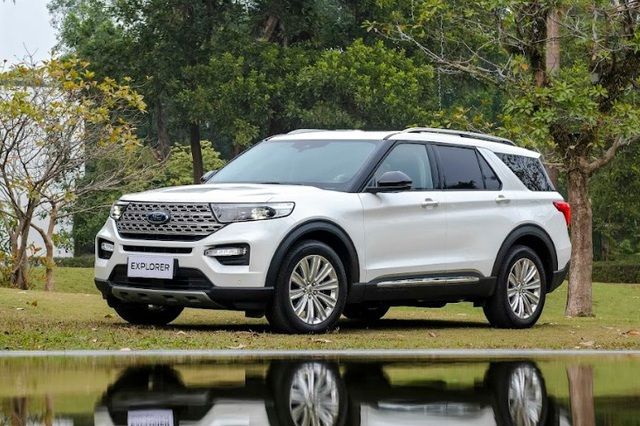 Người tiêu dùng Việt phải chi thêm 300 triệu đồng để mua Ford Explorer 2022 sớm hơn, mặc dù không kịp có xe đi chơi Tết - Hình 6.