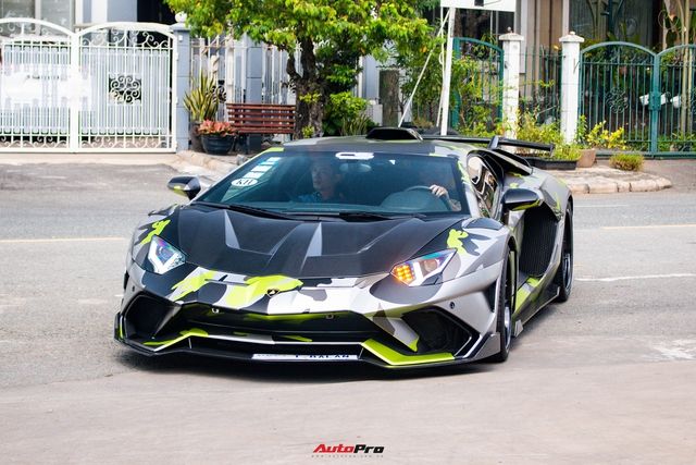 Thông tin về chiếc Lamborghini Aventador độ theo phong cách của Duke Dynamics đầu tiên tại Việt Nam: Chi phí hơn 1 tỷ đồng, nhiều chi tiết giống siêu xe triệu đô Centenario - Ảnh 1.