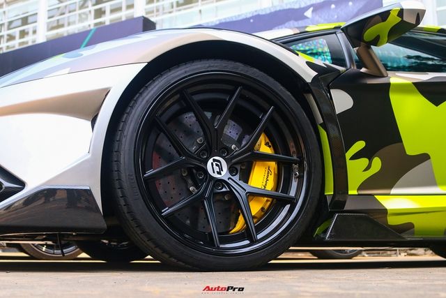 Thông tin về chi tiết Lamborghini Aventador độ theo phong cách của Duke Dynamics đầu tiên tại Việt Nam: Chi phí hơn 1 tỷ đồng, nhiều chi tiết giống siêu xe triệu đô Centenario - Ảnh 8.