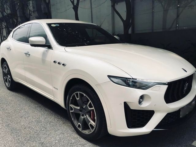 Tiết lộ: Bán Maserati Levante Gransport giá cực kỳ hấp dẫn, chủ xe gặp chỉ trích từ cộng đồng mạng với câu nói ‘Lãi 4-500 triệu thì còn gì’ - Hình ảnh 1.