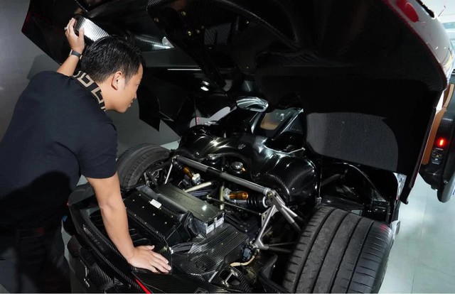 Đại gia Hoàng Kim Khánh cảm thấy mệt mỏi khi phải chi tiền đóng phí ra biển cho chiếc Koenigsegg Regera, tiết lộ giá bán 125 tỷ đồng tại Mỹ - Hình 4.