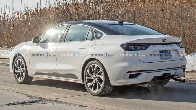 Ford Mondeo thế hệ mới đã tiết lộ mặt mà không che chắn, ánh sáng đuôi giống hệt VinFast Lux A2.0 và Lux SA2.0 - Hình 4.