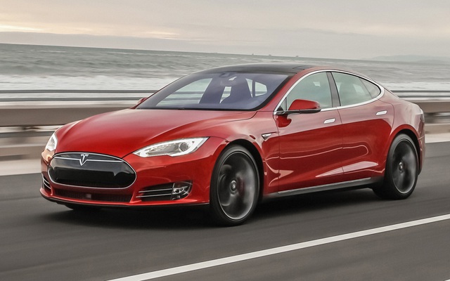 Sử dụng loại pin tiên tiến mới, Tesla đã thử nghiệm thành công một chuyến đi kéo dài 1.200 km chỉ với một lần sạc - một cách tiến xa đối với xe điện.