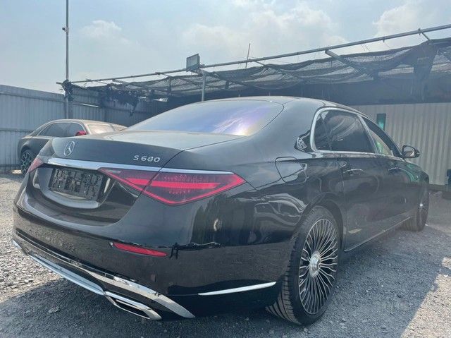 Khui ra Mercedes-Maybach S 680 có giá khoảng 20 tỷ đồng thứ hai tại Việt Nam để phục vụ cho các đại gia trong dịp Tết - Ảnh 5.