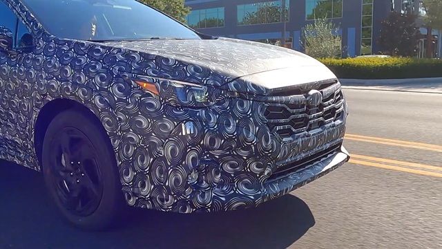 Trải nghiệm trước Subaru Crosstrek 2022: Kích thước lớn hơn để thách thức Kia Seltos - Ảnh 1.
