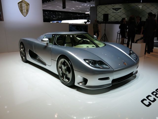 Koenigsegg đột ngột công bố mẫu siêu xe mới vào những ngày đầu năm - Ảnh 2.