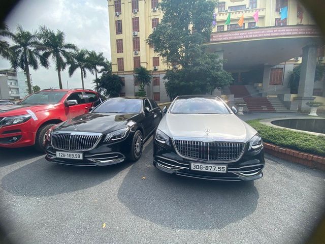 Ghi lại cận cảnh của dàn xe hạng sang, đặc biệt là Mercedes-Maybach, bị thu giữ trong đường dây đánh bạc trị giá gần 14 nghìn tỷ - Hình 6.