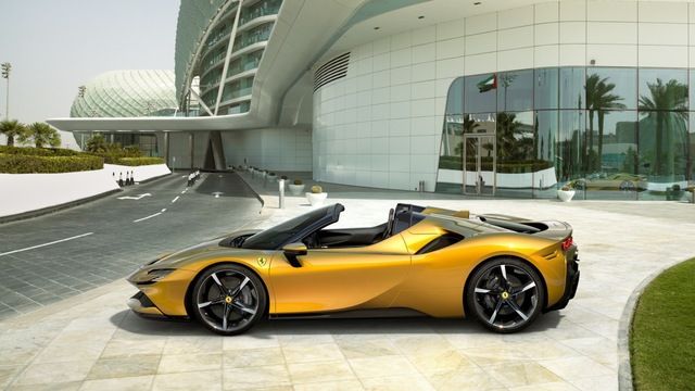 Các thợ làm việc tại Việt Nam đã tạo ra phiên bản 'cây nhà lá vườn' của Ferrari SF90 Spider với sự tinh xảo giống như hàng thật, được cộng đồng phương Tây biết đến - Ảnh 1.