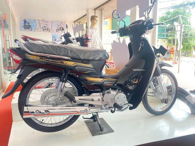 Honda Dream 125 phiên bản màu trắng độc nhất đã đến Việt Nam, giá bán khiến cho Wave Alpha không khỏi ngạc nhiên - Ảnh 10.