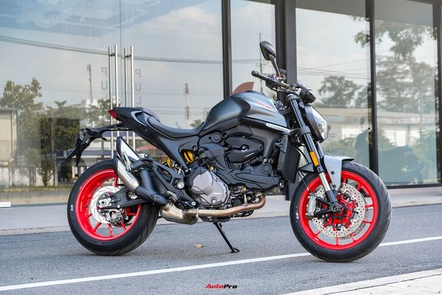 Ducati Monster 2022 lần đầu ra mắt tại Việt Nam, giá từ 439 triệu đồng - Hình 3.