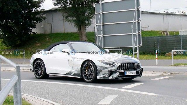 Mercedes-AMG SL hé lộ thêm chi tiết về nội thất trước ngày ra mắt tuần tới - Ảnh 3