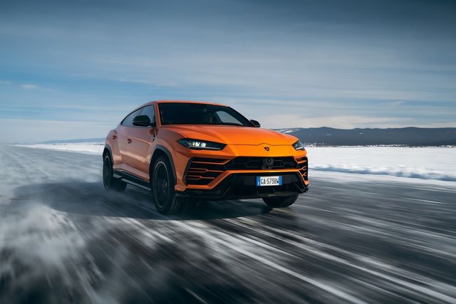 Mặc dù giá cả cao đến thế, Lamborghini Urus vẫn lập kỷ lục bán hàng với 15.000 chiếc, không màng đến đại dịch Covid-19 - Ảnh 2.