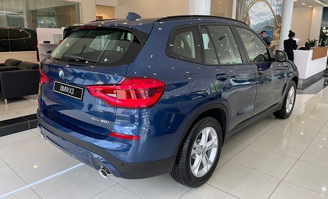 Tình hình khan hàng, BMW X3 vẫn đang giảm giá 170 triệu đồng tại các đại lý, đang đối đầu quyết liệt với Mercedes-Benz GLC trong thời gian dịch bệnh - Hình 1.