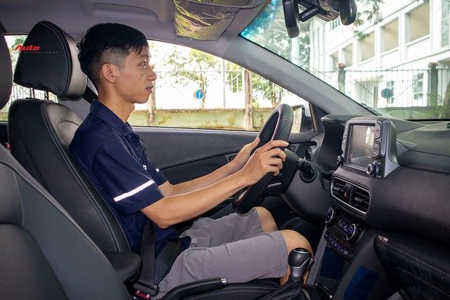 Yêu thích Seltos nhưng lại chọn Hyundai Kona, người dùng đánh giá: Lái sướng, tiện nghi vừa túi tiền, còn 3 nhược điểm cần khắc phục là hoàn hảo - Ảnh 8.