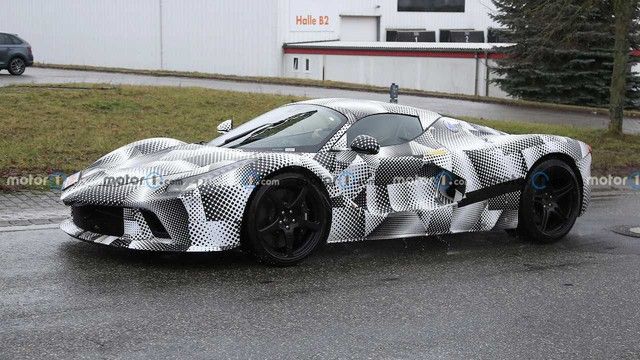 Siêu xe Ferrari mới thừa kế LaFerrari sẽ ra mắt trong năm nay với hộp số cổ điển - Ảnh 4.