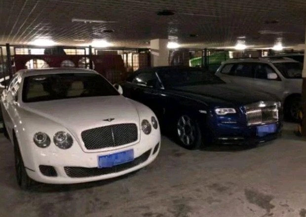 Nữ đại gia tuyên bố tặng xe Bentley cho ai chịu kết hôn nhưng đàn ông nào cũng bỏ chạy, nhìn lại ảnh lúc trẻ không ai tin nổi đó là một người - Ảnh 3.