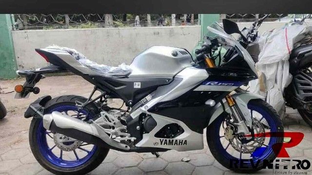 Yamaha R15 thế hệ mới lộ diện không che chắn: Cập nhật thêm các tính năng mà cộng đồng 'dân chơi' Việt yêu thích - Hình 2.