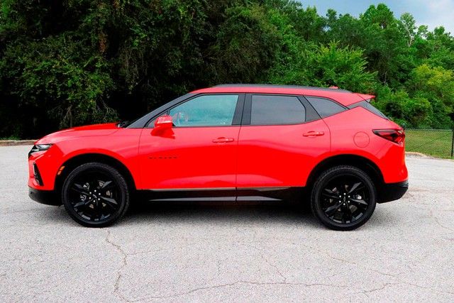 Chevrolet Grand Blazer - Xe SUV 7 chỗ hoàn toàn mới đang rò rỉ thông tin về việc ra mắt - Hình 2.