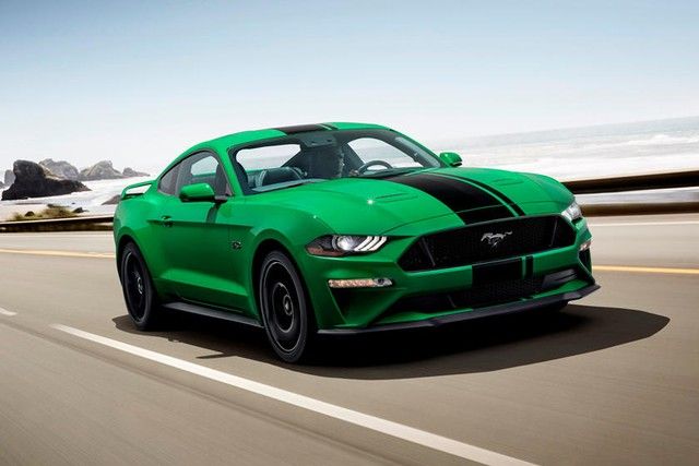 Ford Mustang mới sẽ là một chiếc xe 'đáng để treo trên tường' - Ảnh 2.