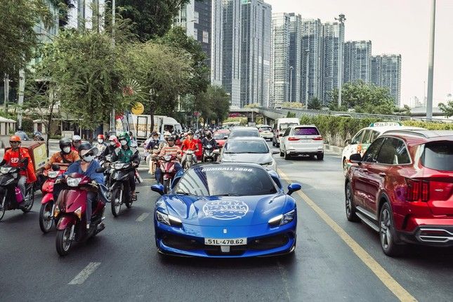 Xuất hiện 2 siêu xe Việt Nam đầu tiên tham gia hành trình Gumball 3000 - Hình 6.