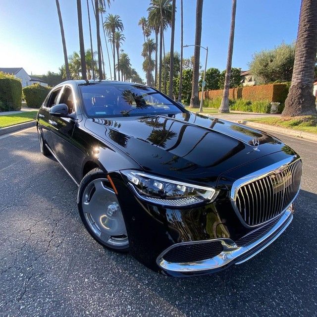 Floyd Mayweather mua chiếc Mercedes-Maybach S 580 - Một chiếc xe sang mà nhiều người mơ ước, nhưng chỉ là một phần nhỏ trong bộ sưu tập siêu xe xa xỉ của anh. (Ảnh: 4)