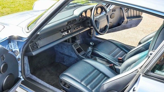Chiếc Porsche 911 độc nhất vô nhị từng thuộc sở hữu của hoàng gia Brunei đột ngột xuất hiện trên thị trường, với mức giá vượt qua con số 275.000 USD - Ảnh 4.
