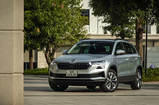 Skoda Karoq và Kodiaq 2024 đầu tiên lên đường về Việt Nam trước khi chuyển sang quá trình lắp ráp: Vận chuyển mất hơn 1 tháng, giá cả không hề rẻ do một nguyên nhân nào đó. - Ảnh 3.