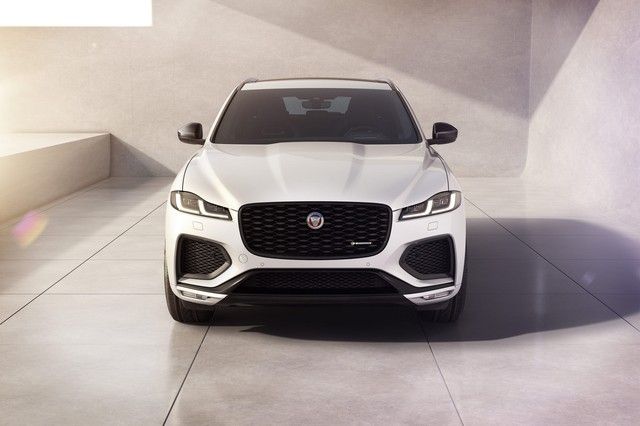 Mới đặt chân đến Việt Nam, Jaguar F-Pace đã được nâng cấp với nhiều tính năng hiện đại - Ảnh 3.