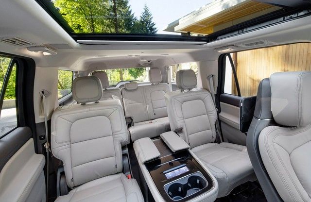 Giới thiệu Lincoln Navigator 2021 - Sự lựa chọn mới cho các đại gia Việt không còn hứng thú với Cadillac Escalade - Ảnh 7.