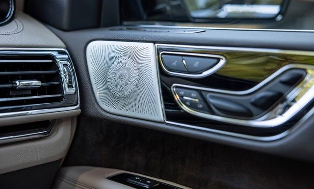 Giới thiệu Lincoln Navigator 2021 - Sự lựa chọn mới cho các đại gia Việt mệt mỏi với Cadillac Escalade - Ảnh 10.