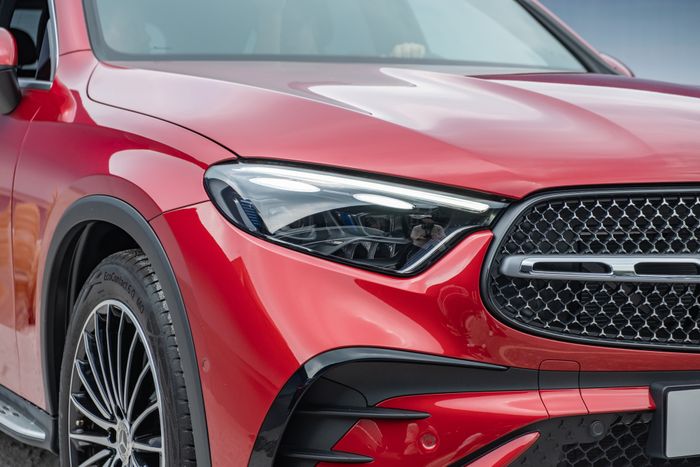 Trải nghiệm lái thử hai phiên bản Mercedes GLC 2023 mới ra mắt tại Việt Nam: Hệ thống cách âm đã được cải thiện đáng kể so với phiên bản trước, cùng với một số chi tiết đặc biệt và giá cao nhất lên đến 2,8 tỷ đồng - Ảnh 5.