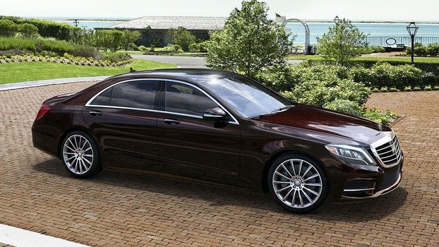 Người sáng tạo TikTok hàng đầu trên toàn thế giới thích khoe xe BMW và Audi, trong khi Mercedes-Benz của các nhà lãnh đạo lại không được chú ý