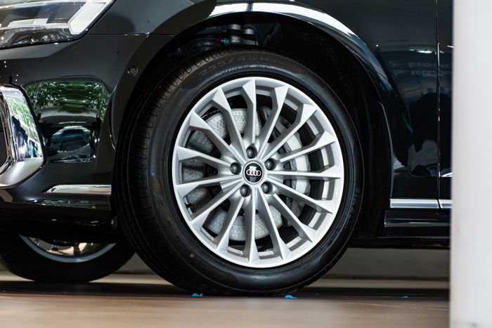 Audi A8 đang đứng đầu trong danh mục Thiết kế xe sang tại CCA 2022 - Ảnh 5.
