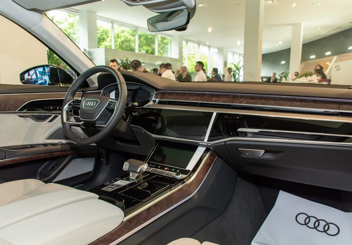 Audi A8 đang đứng đầu trong danh mục Thiết kế xe sang tại CCA 2022 - Ảnh 6.